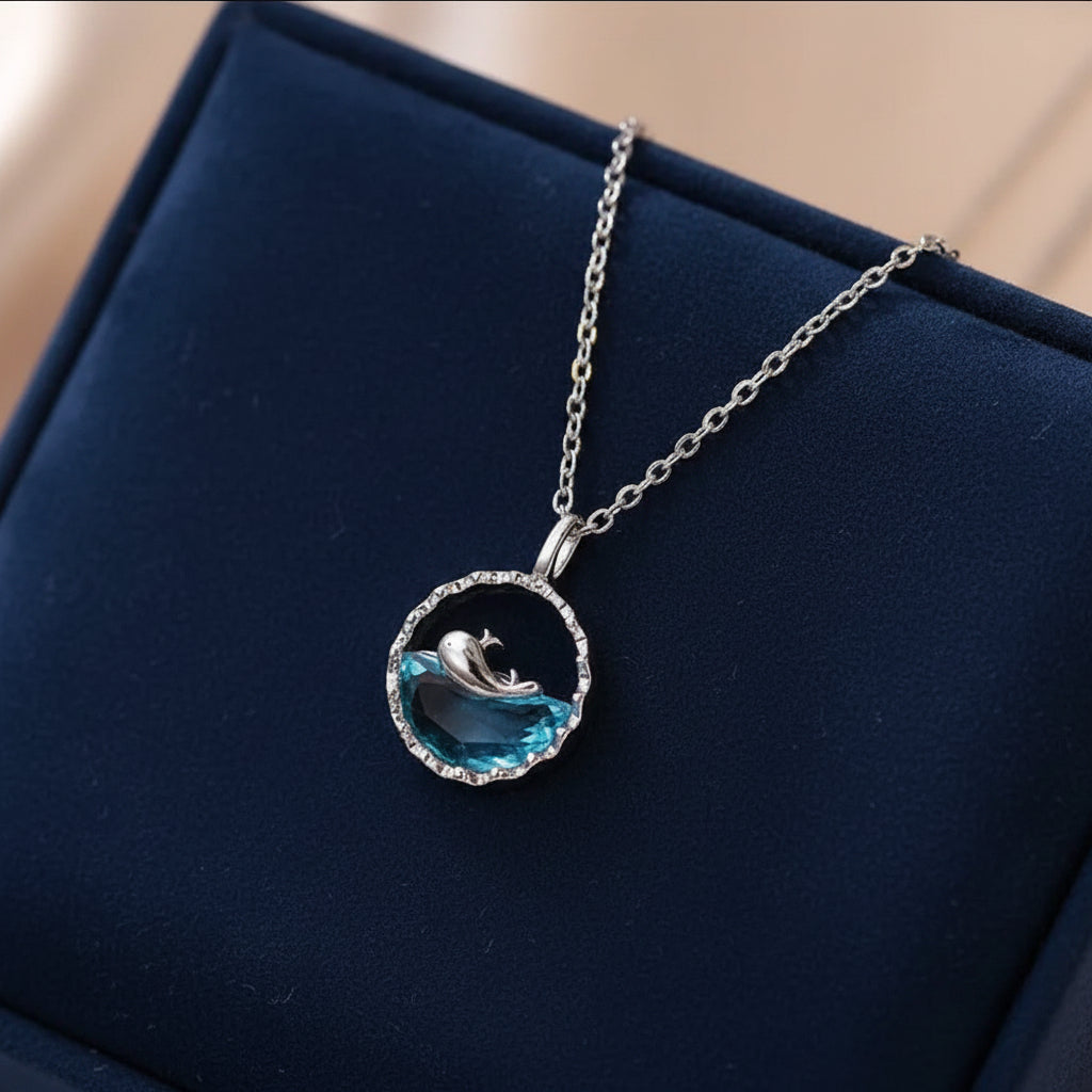 Dolphin Love Loop