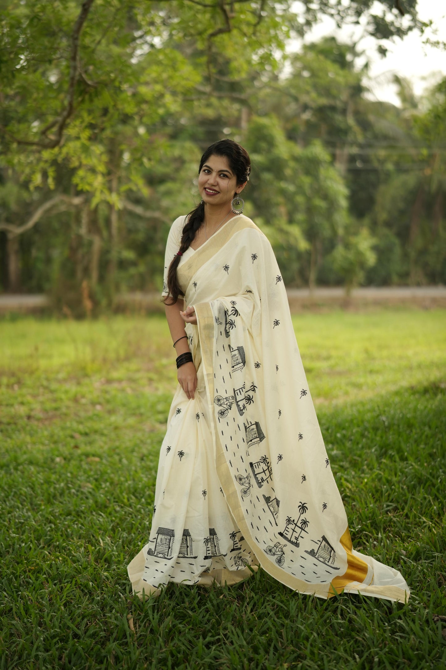 Chai Kada : Cotton Embroiderd Saree