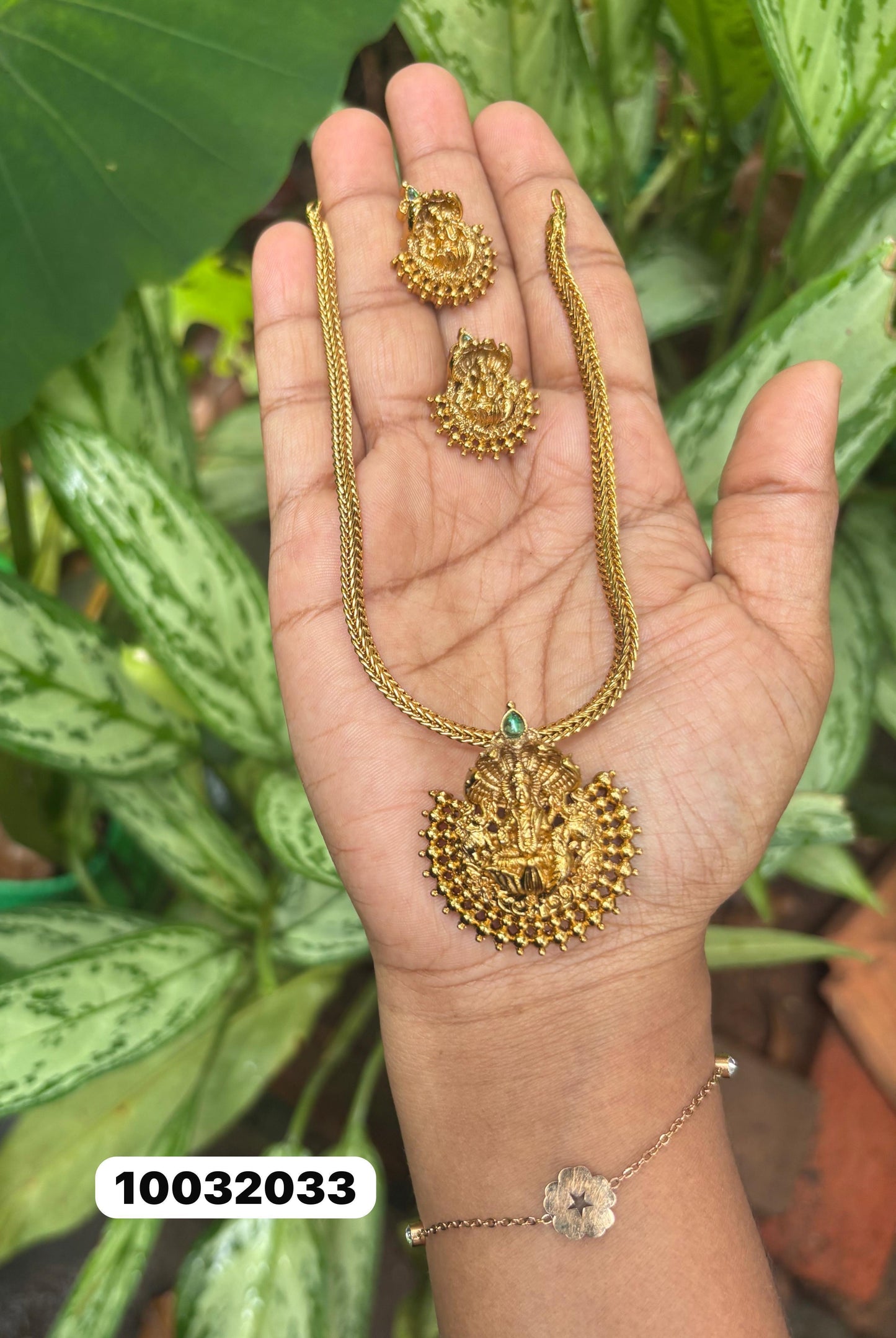 Small Lakshmi necklace