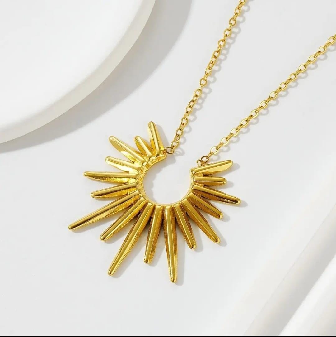 Sunburst Pendant Chain