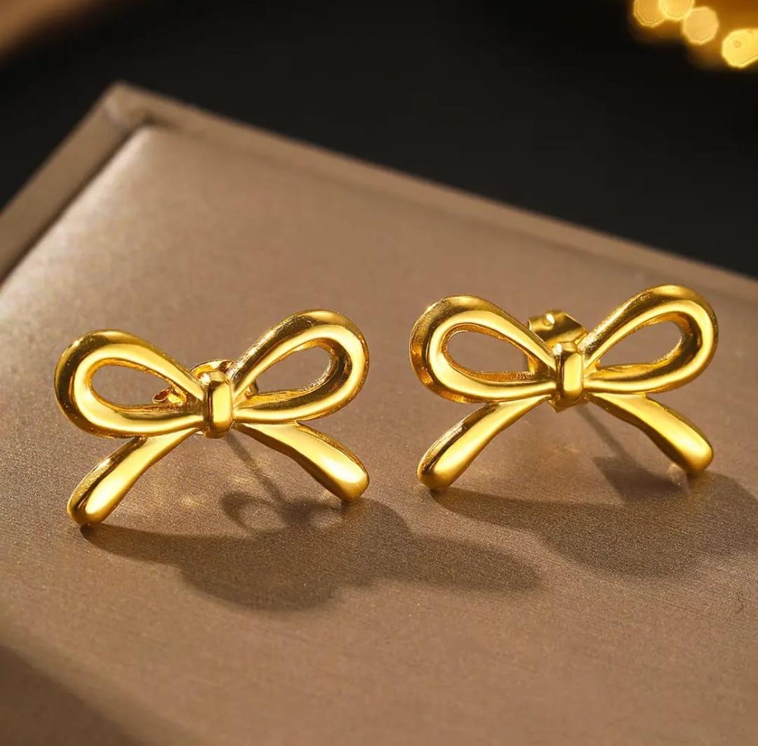 Bow earrings