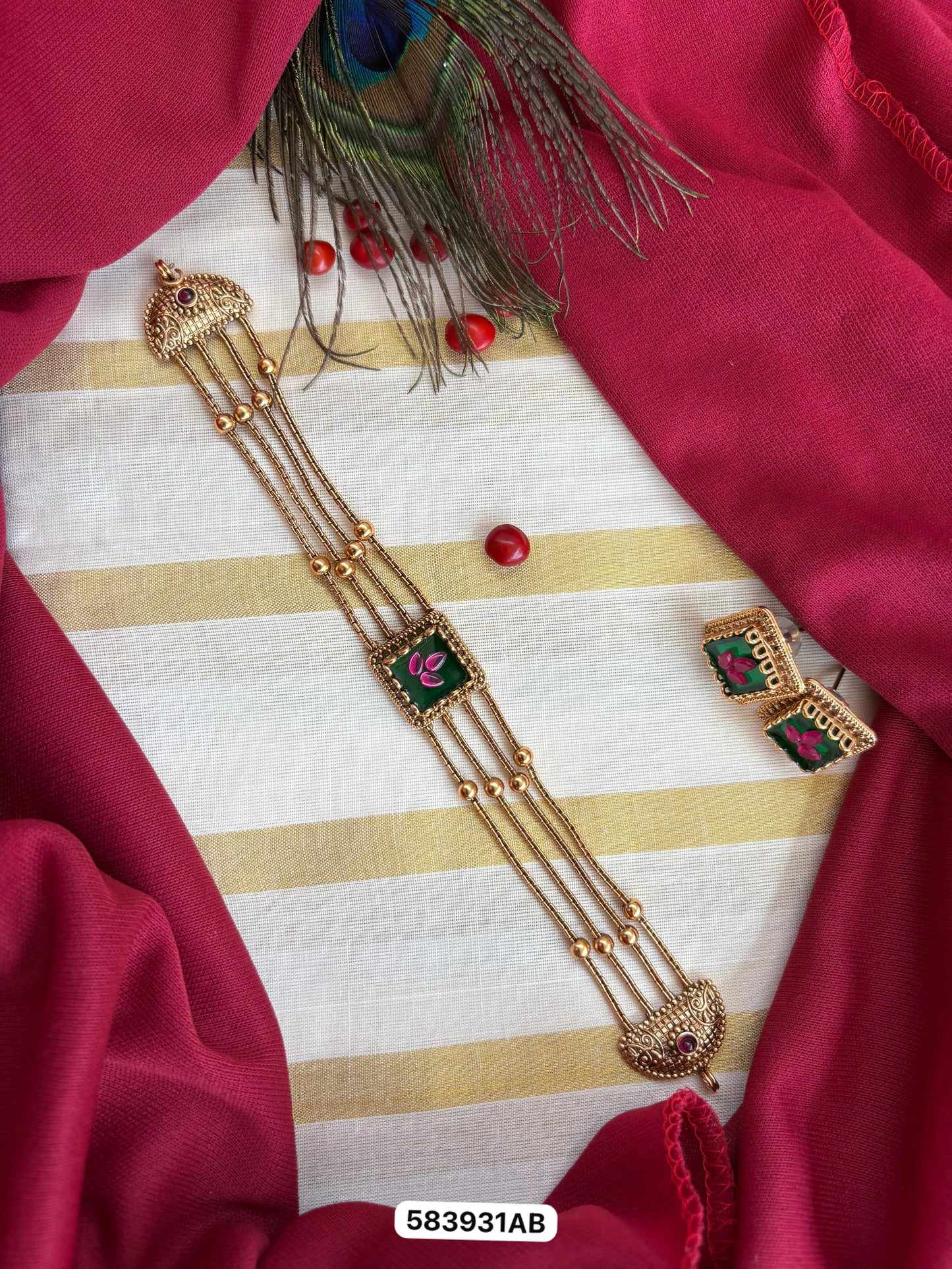 Kaveri choker
