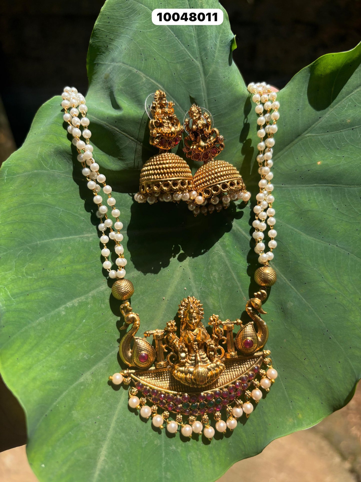 White knob Lakshmi haram with jhumka 2