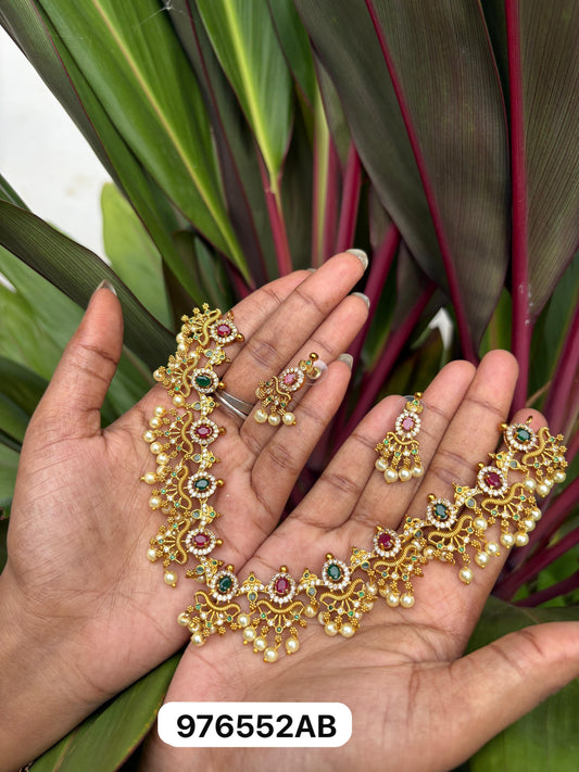 Pearl with stone necklace