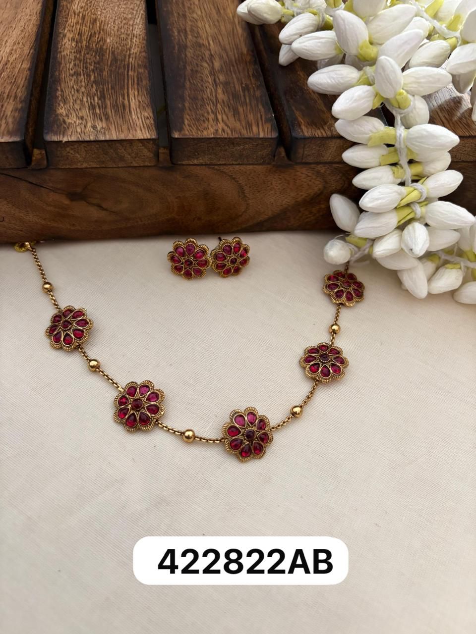 Flower  necklace