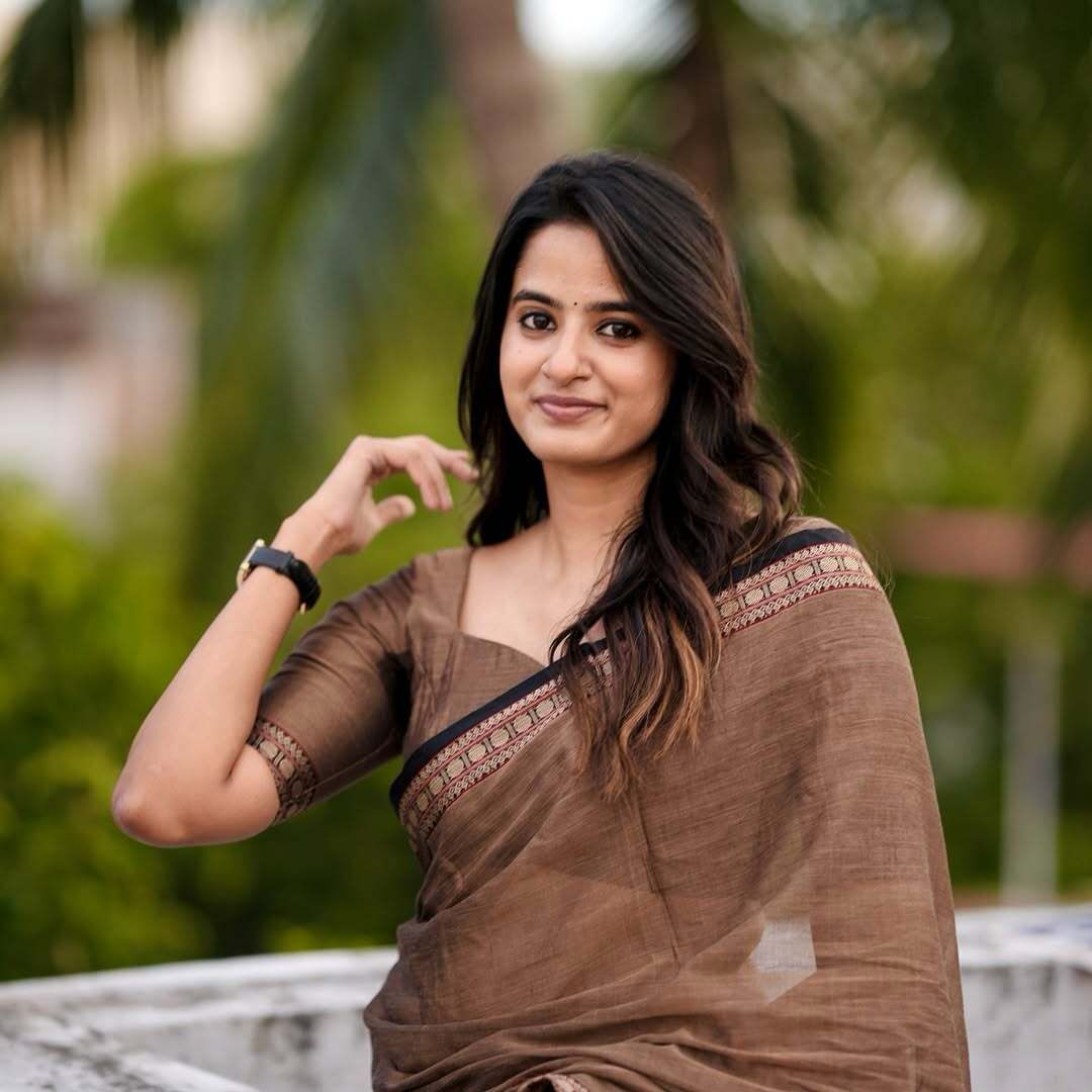 Small Polka border cotton Saree